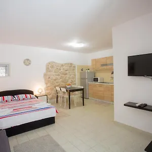 Centar Nina Apartamento