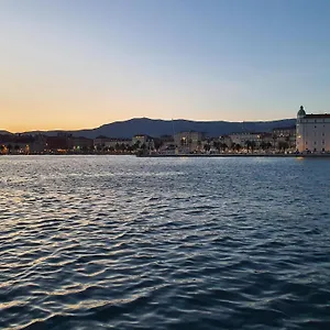 Old Town Hesed Split