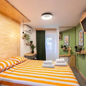  Appartamento & Split-two Different Units!