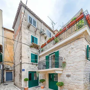 4* Casa de hóspedes & Dujam